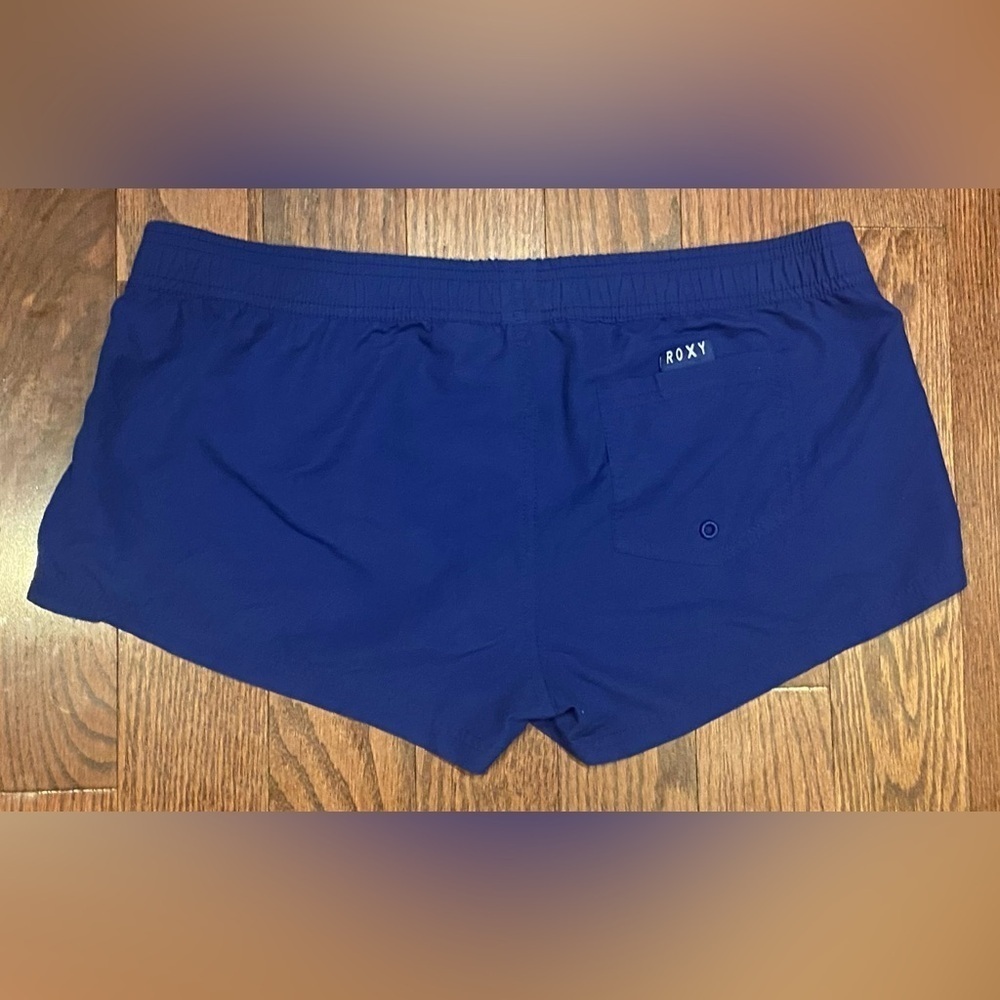 Roxy Shorts Womens Size L Blue Back Pocket Logo - Picture 4 of 5